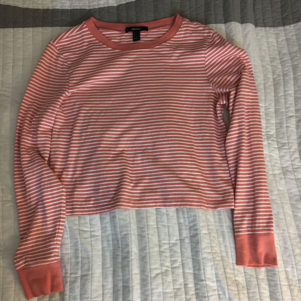 Long sleeve cropped pink striped tee